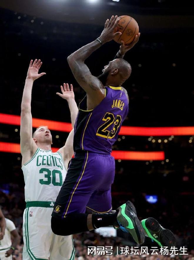 九游体育-关于塔图姆连续十场比赛得分超过战术调整，湖人挑战极限！的信息