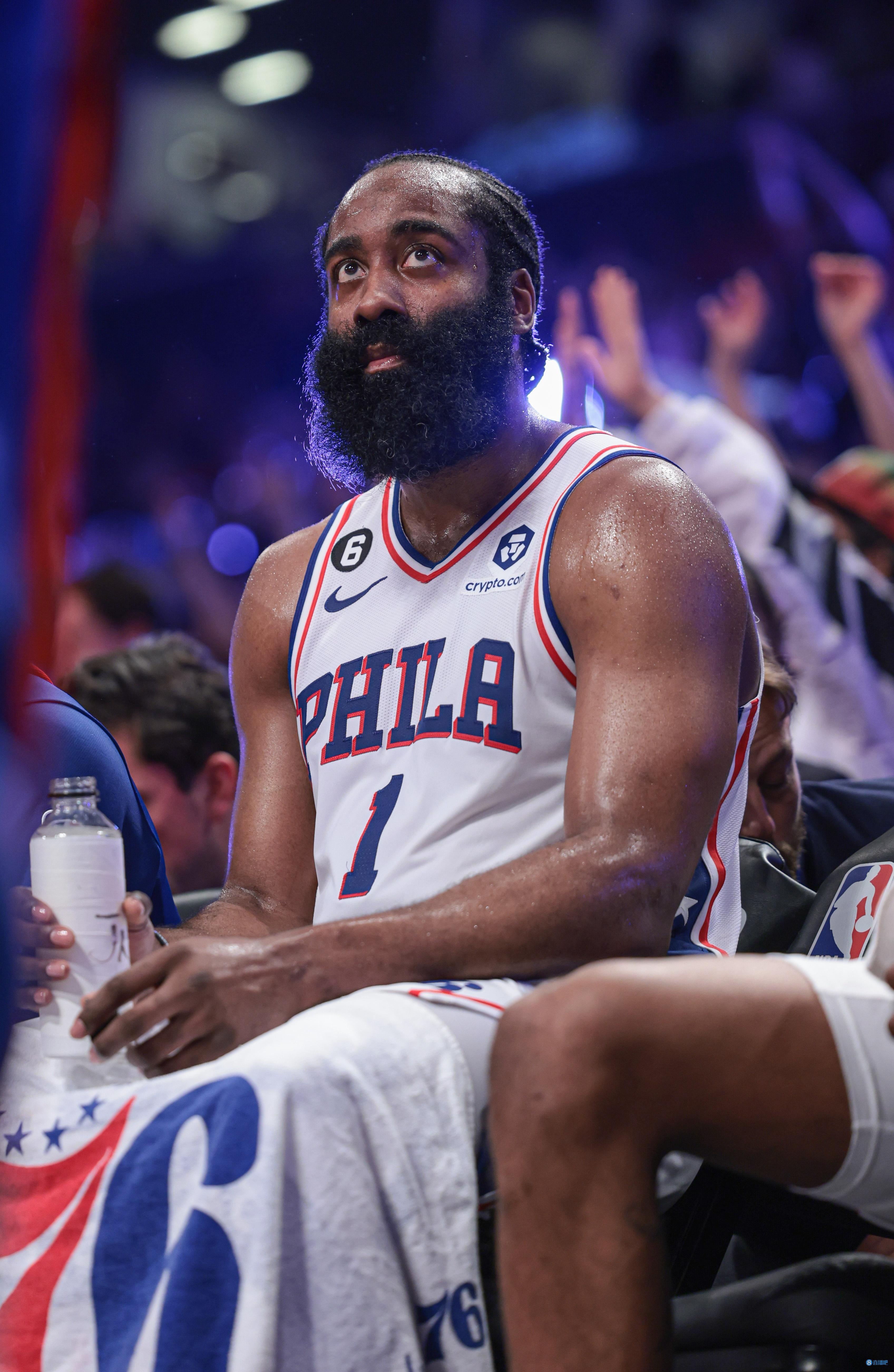 九游-哈登新星高光表现表现惊艳，勇士未来可期！的简单介绍