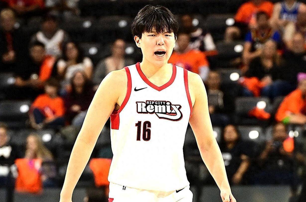 九游体育-Ning在湖人比赛中关键助攻，出色防守引发热议！的简单介绍